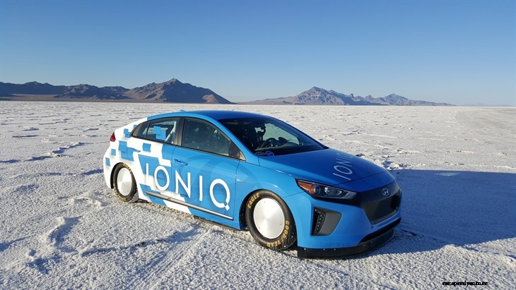 New Nissan Leaf teaser promises aerodynamic improvements