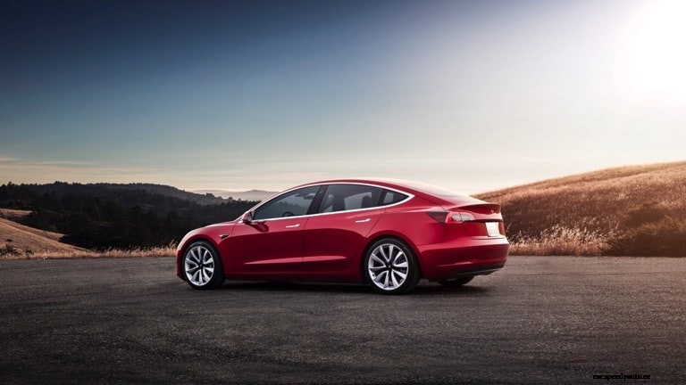 Tesla Model 3 now available to lease