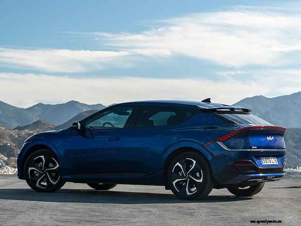 Kia EV6 Review – WhatCar? of the Year 2022 Road Tested & Reviewed