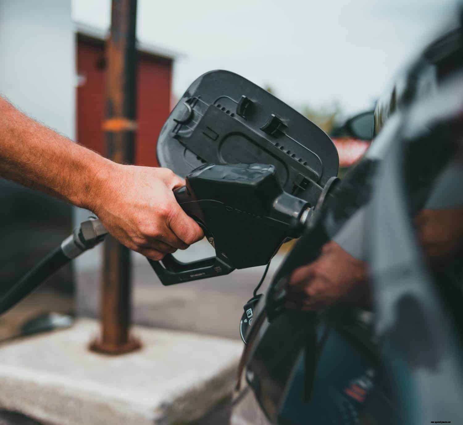 What Are The Benefits of Driving an Electric Car?