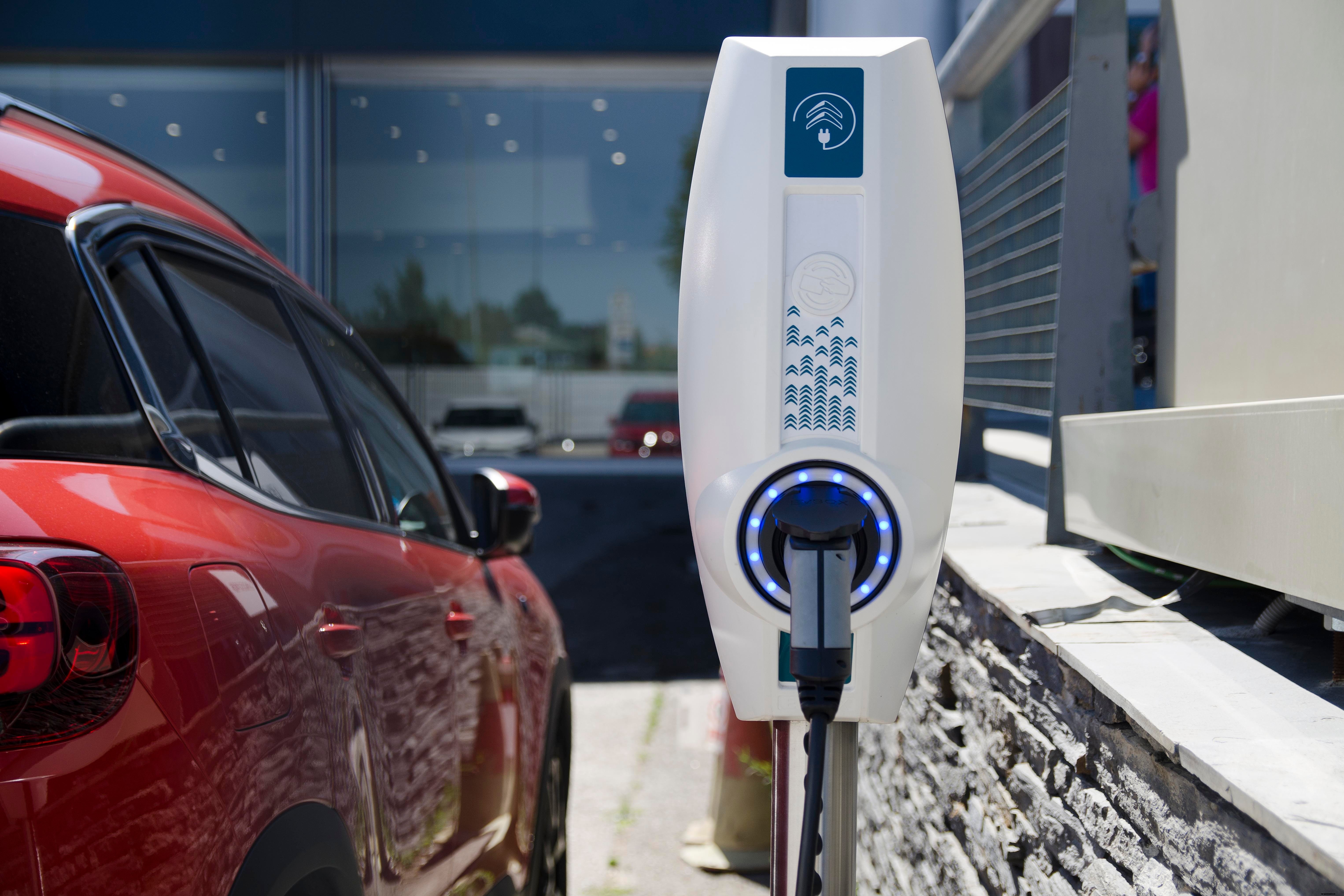 5 reasons why EV chargers boost employee satisfaction