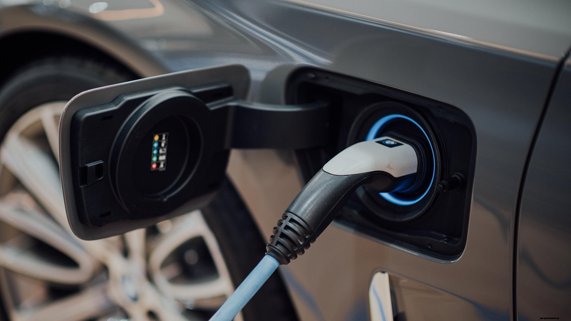 How long does it take to charge an electric car with Level 3 charging?