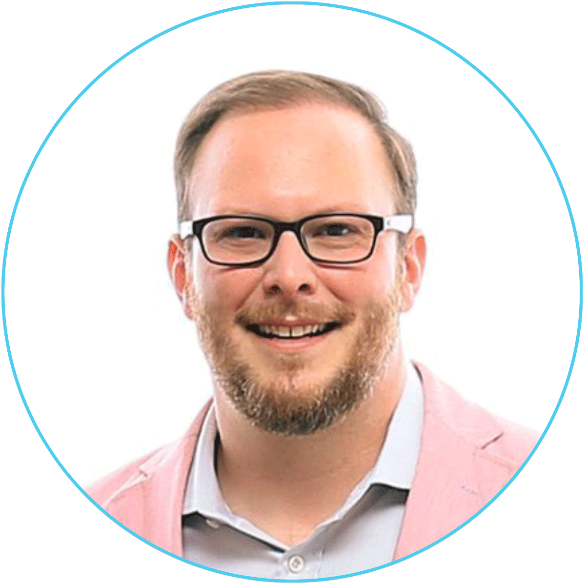 Go from parking lot to next-gen mobility hub with EV charging