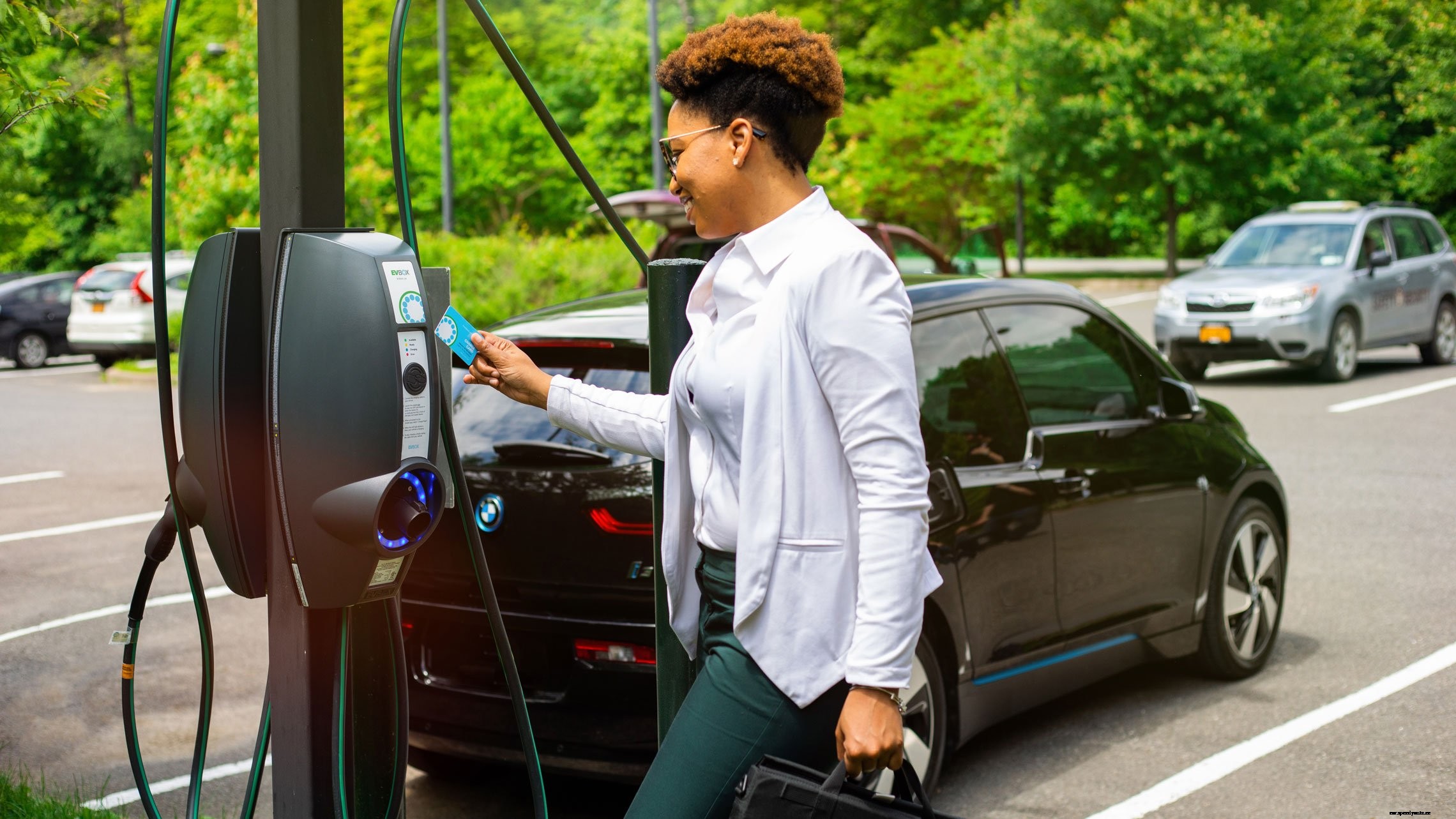 5 EV charging models for your hotel or store