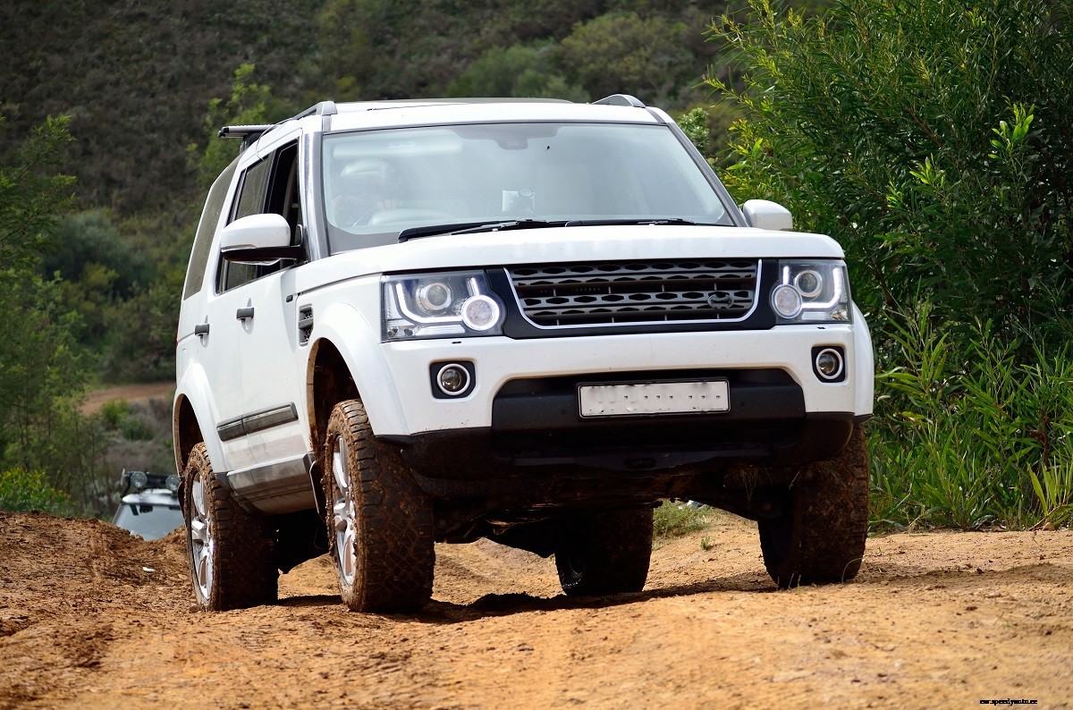 Advantages of Owning a Land Rover