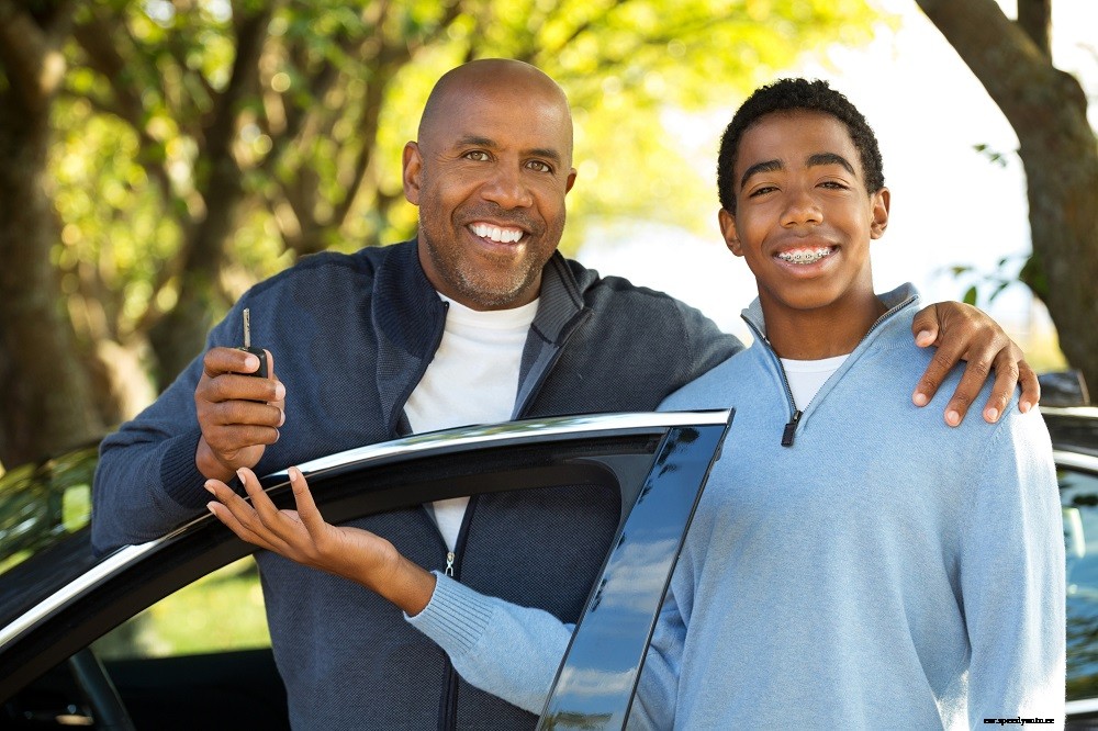 Tips for Buying a Good First Car for a Teenager