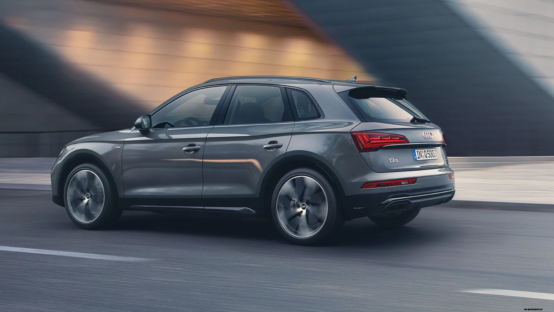 audi-q5-2021-Premium Plus Exterior