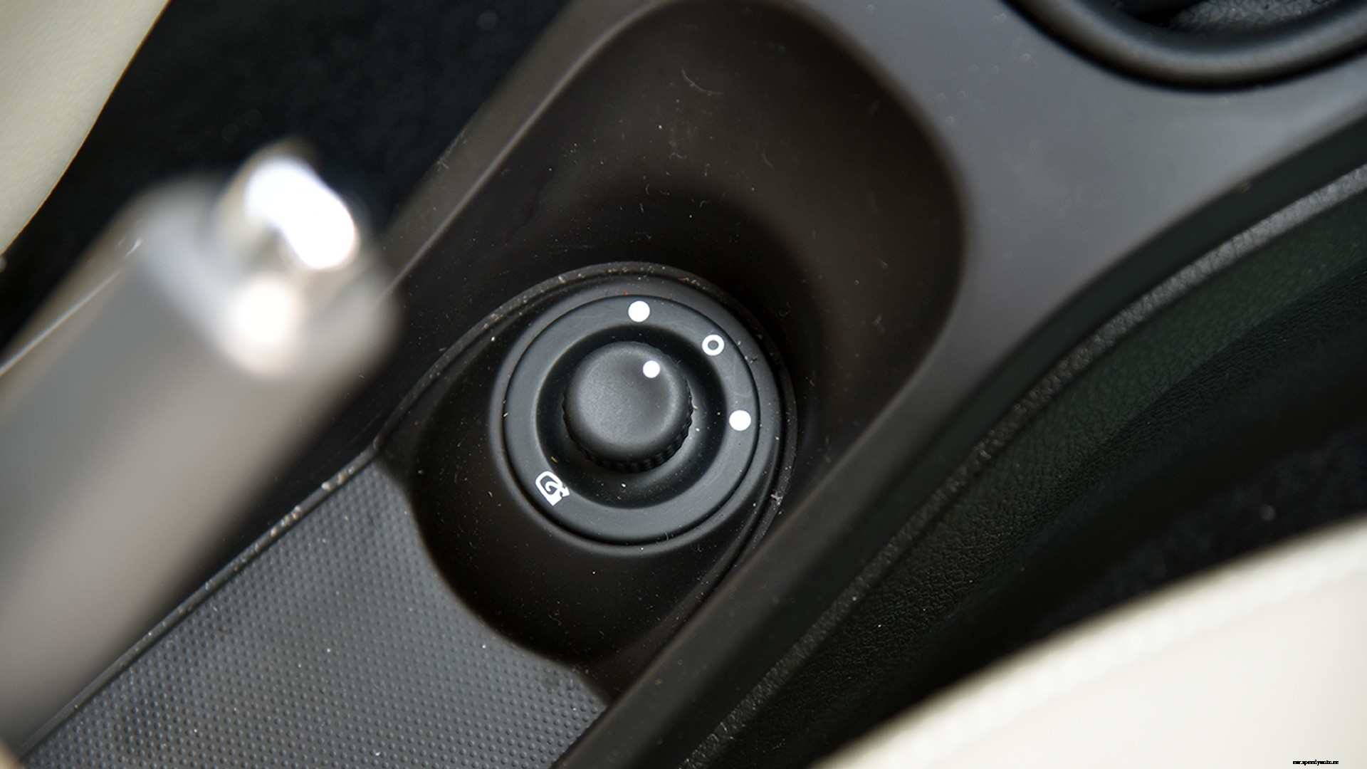 Nissan Terrano 2017 XV Premium AT dCi 110ps Interior