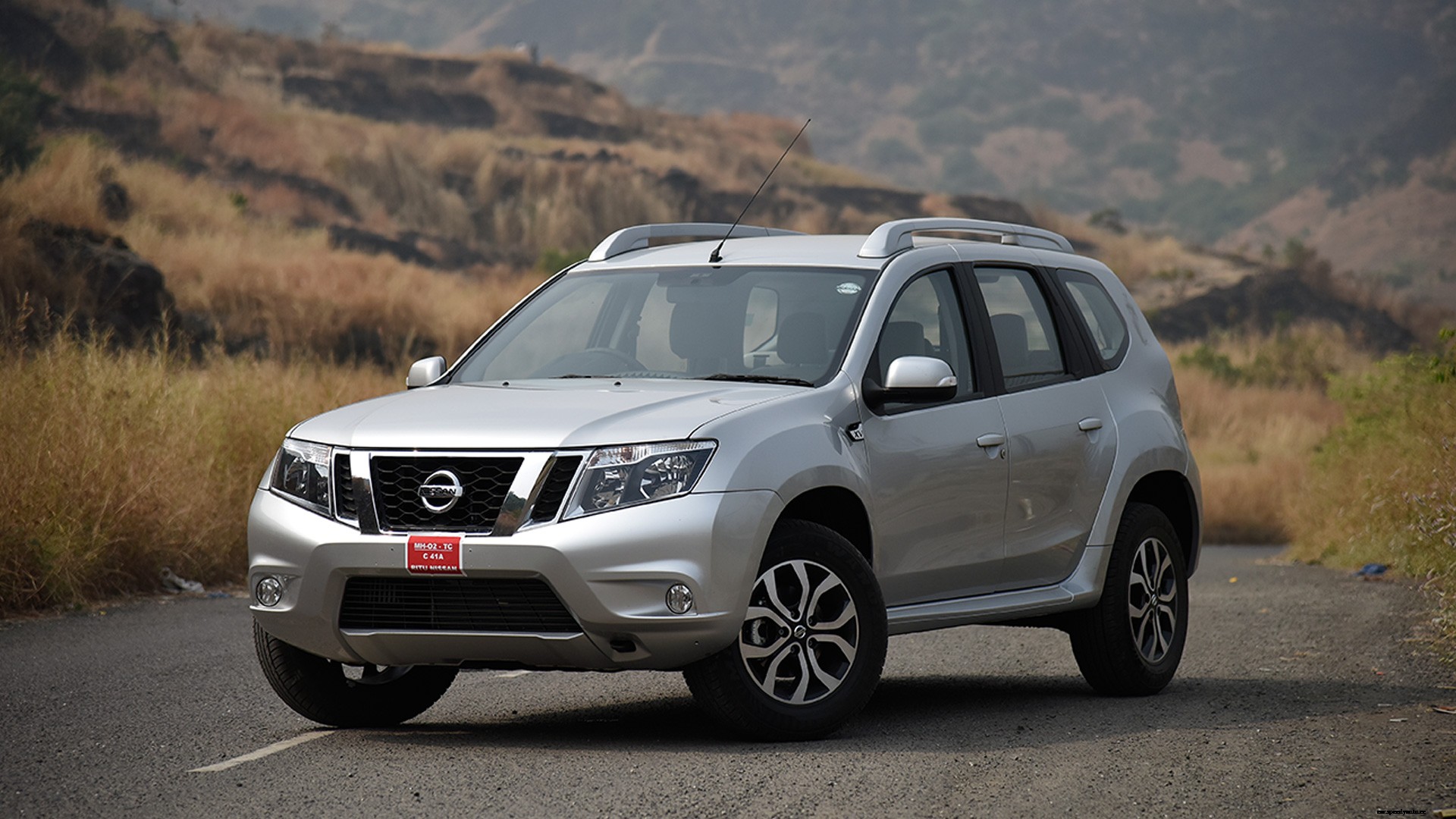 Nissan Terrano 2017 XV Premium AT dCi 110ps Exterior
