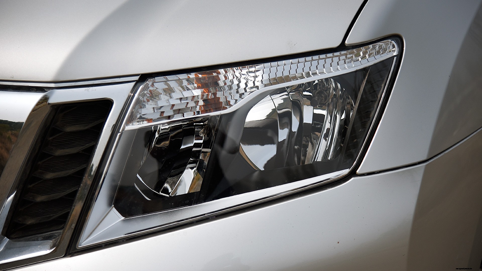 Nissan Terrano 2017 XV Premium AT dCi 110ps Exterior