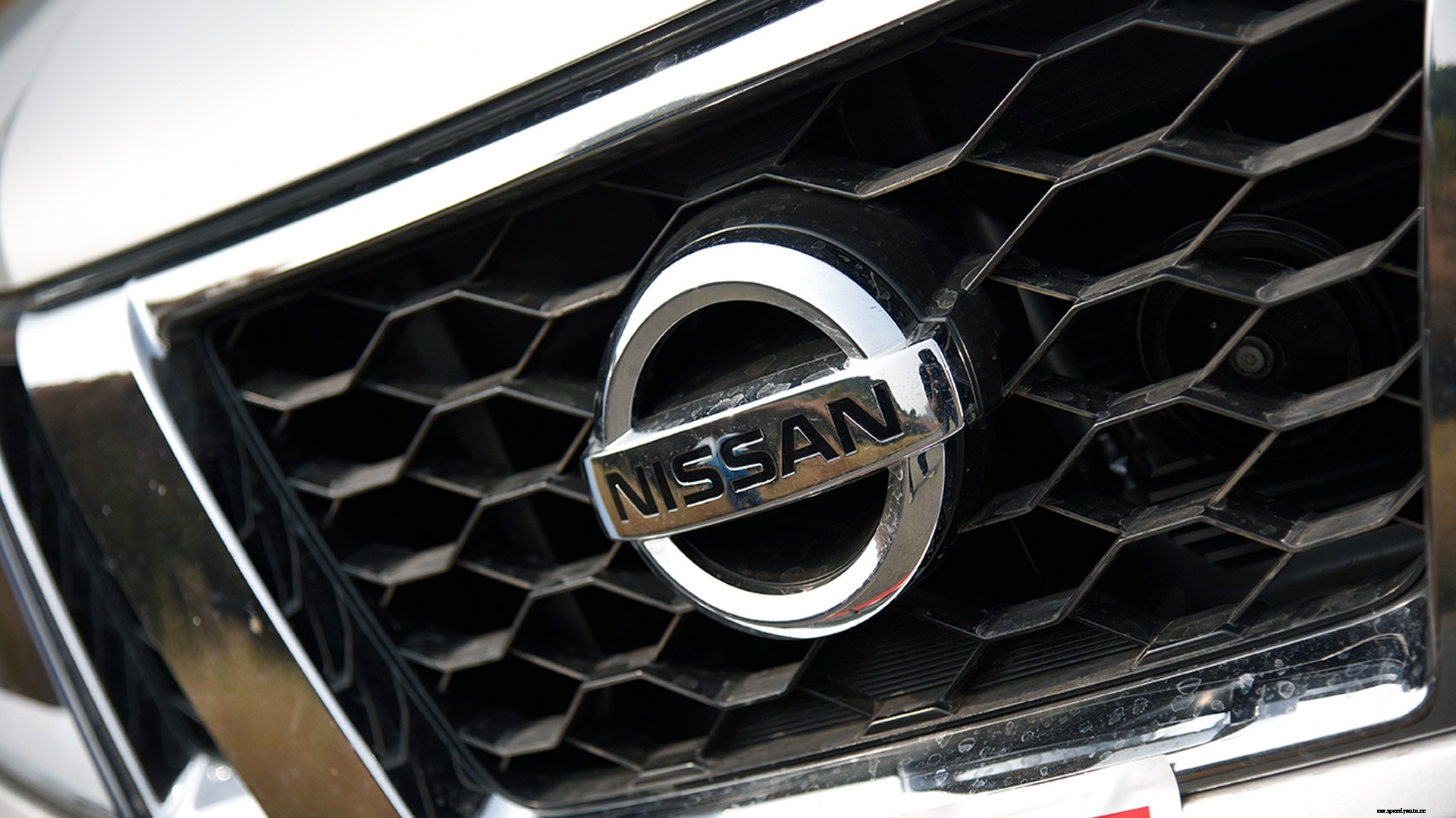 Nissan Terrano 2017 XV Premium AT dCi 110ps Exterior