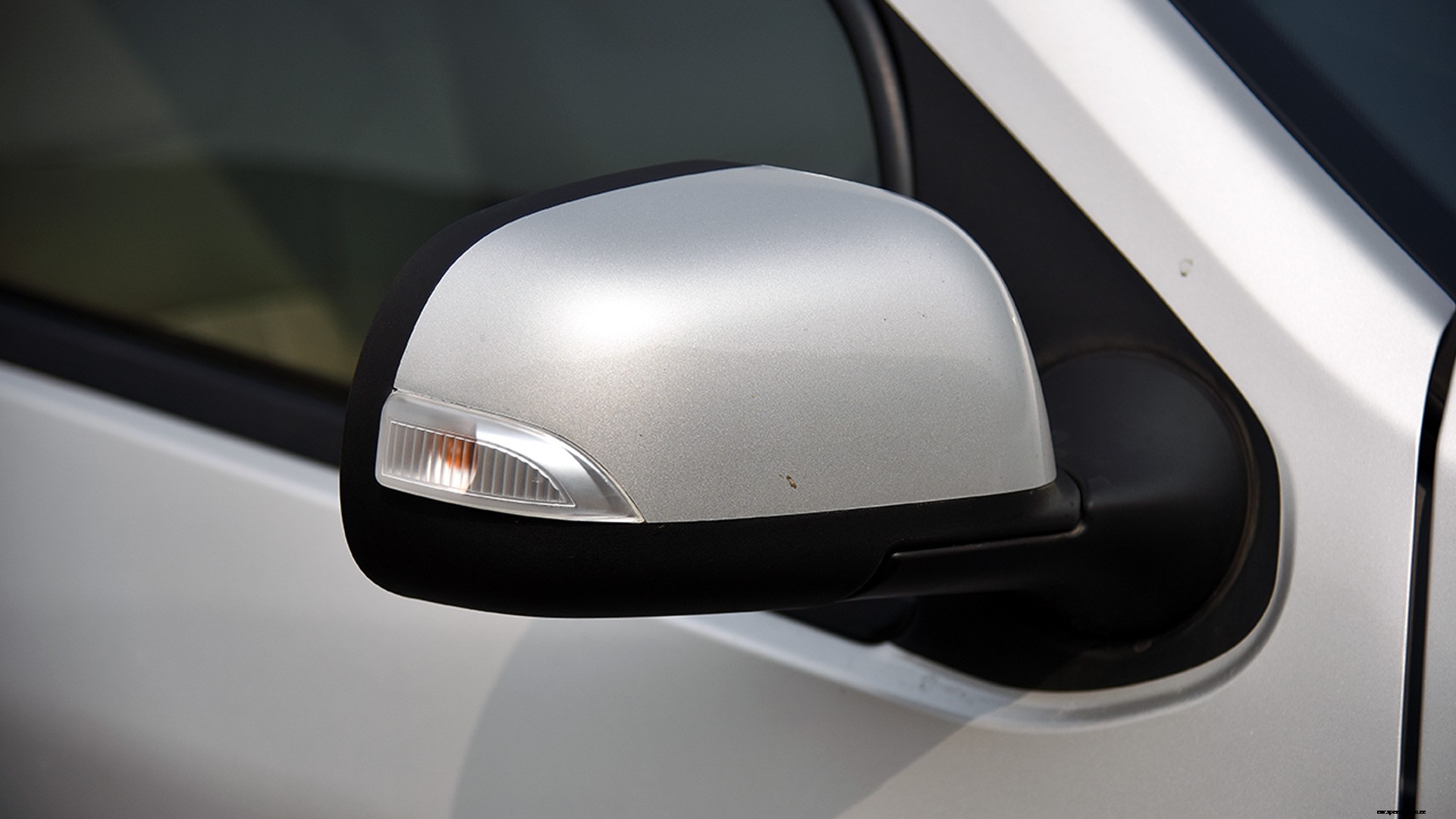 Nissan Terrano 2017 XV Premium AT dCi 110ps Exterior