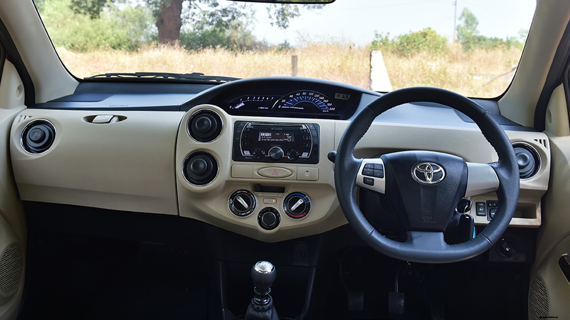 Toyota Platinum Etios 2016 VXD Interior
