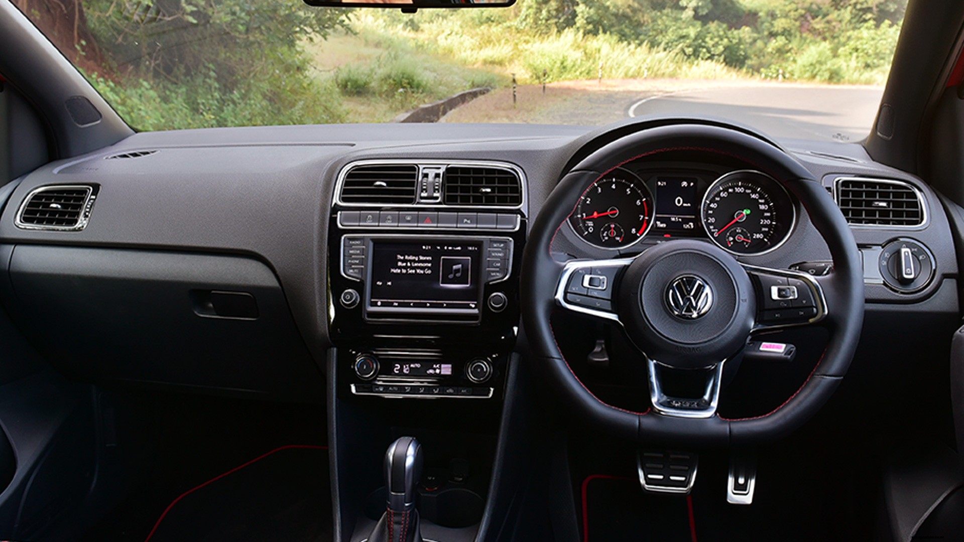 Volkswagen Polo 2017 GTI Interior