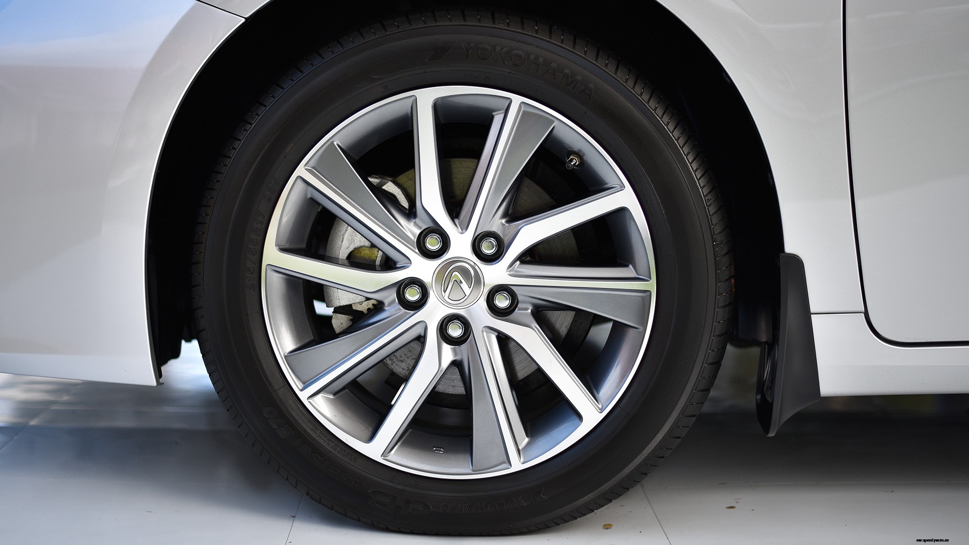 Lexus ES 300h 2017 STD Exterior