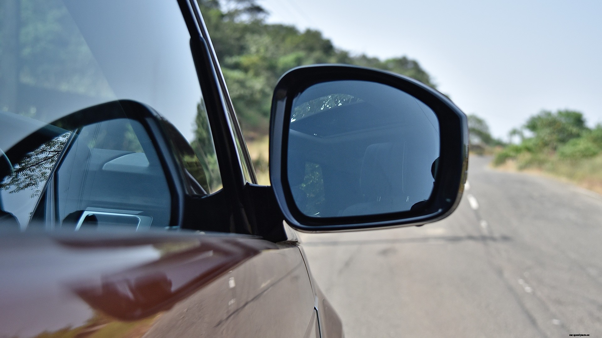 Land Rover Discovery 2017 Diesel First Edition Exterior
