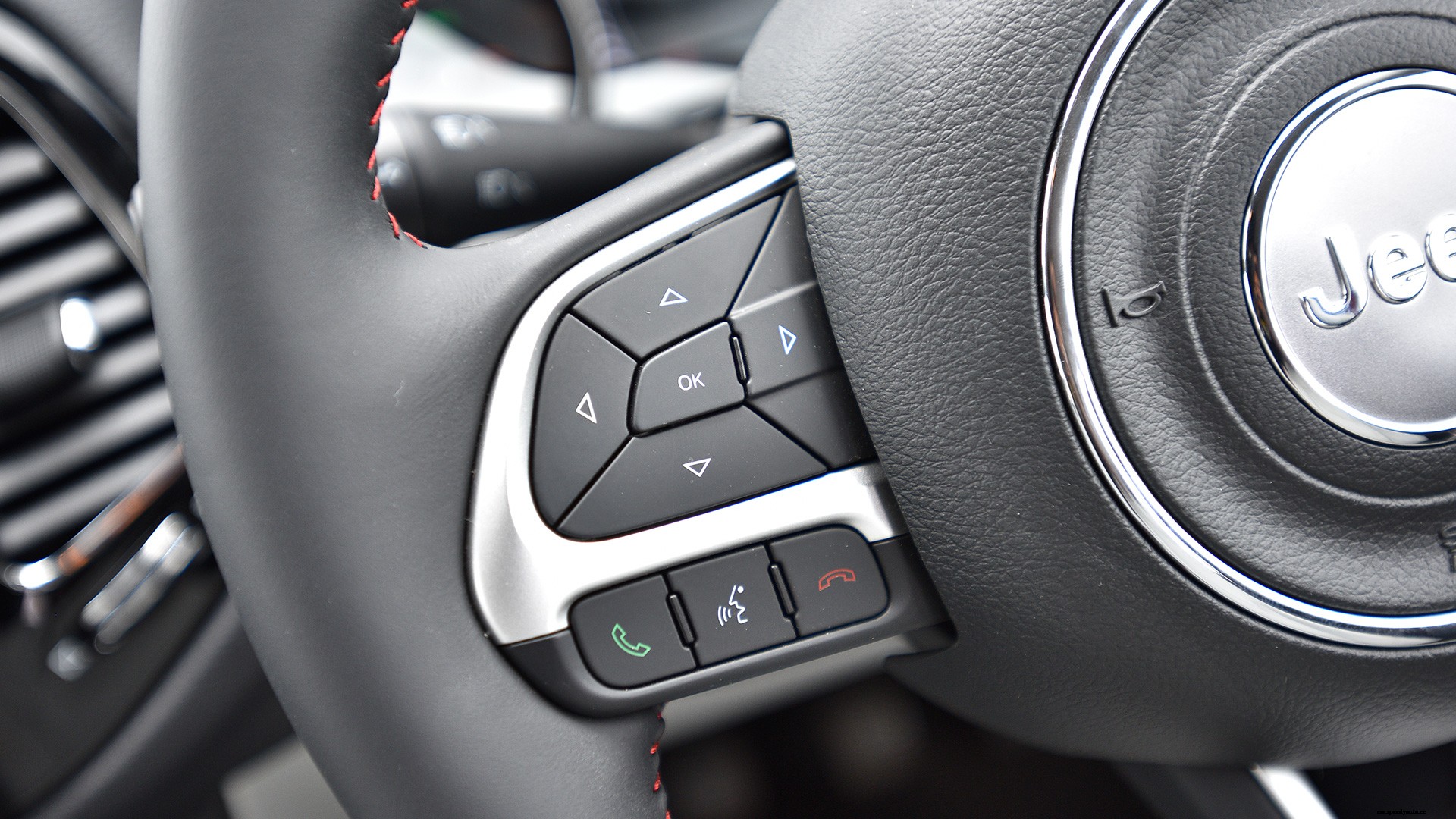 Jeep Compass 2017 Limited Diesel 4x4 Interior