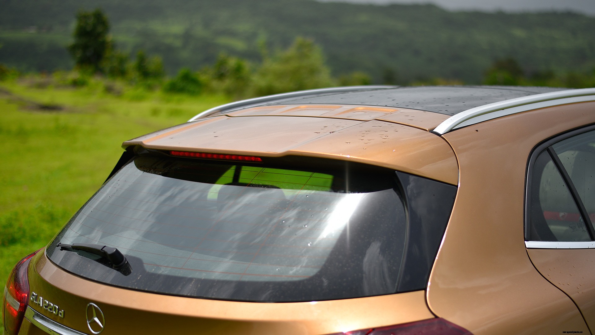 Mercedes Benz GLA 2017 220d 4Matic Exterior