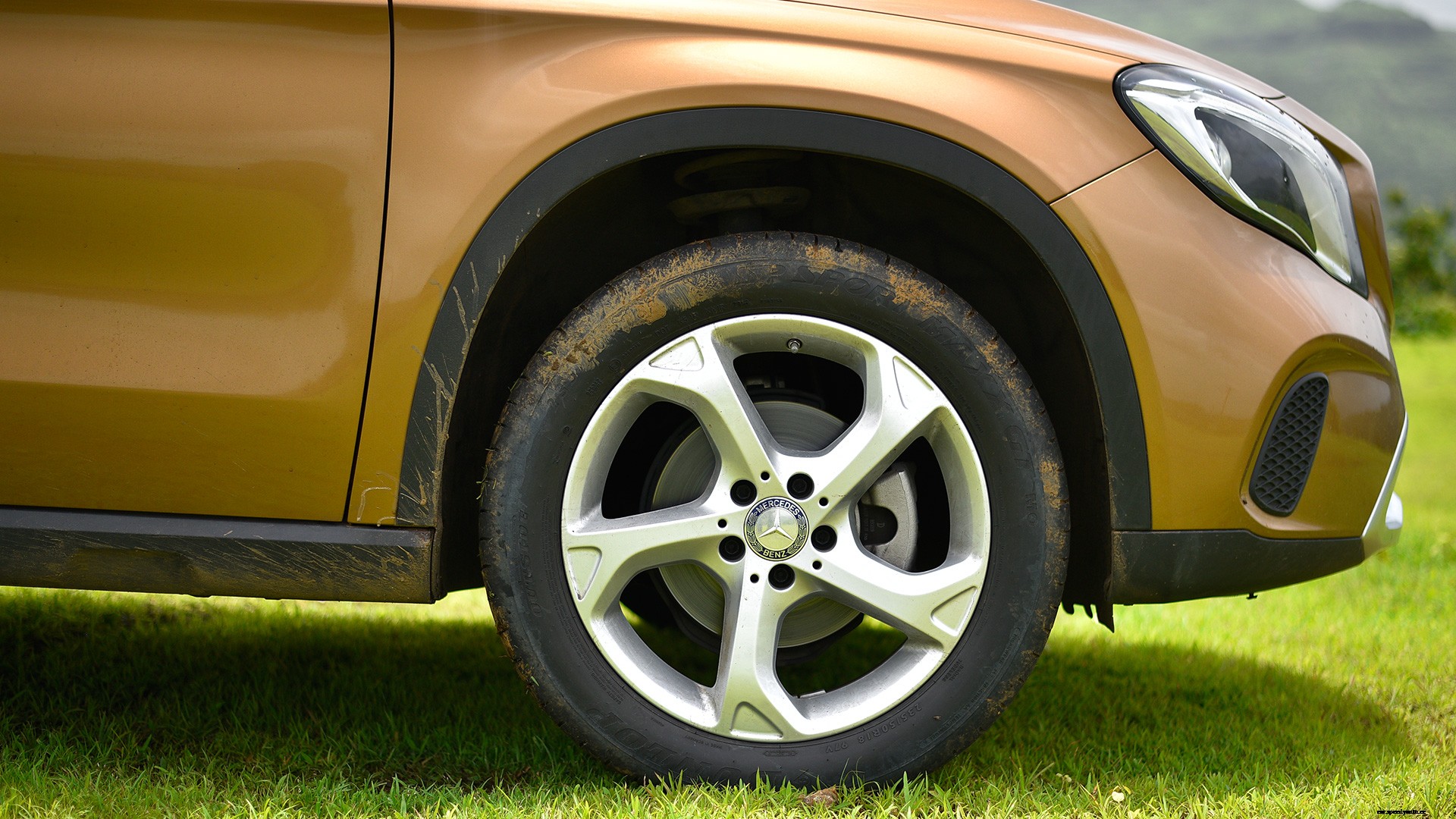 Mercedes Benz GLA 2017 220d 4Matic Exterior