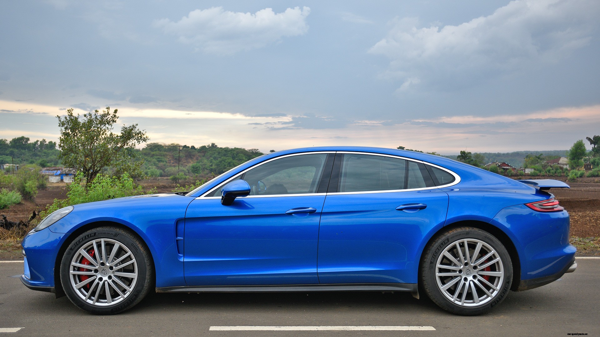 Porsche Panamera 2017 Turbo S Exterior