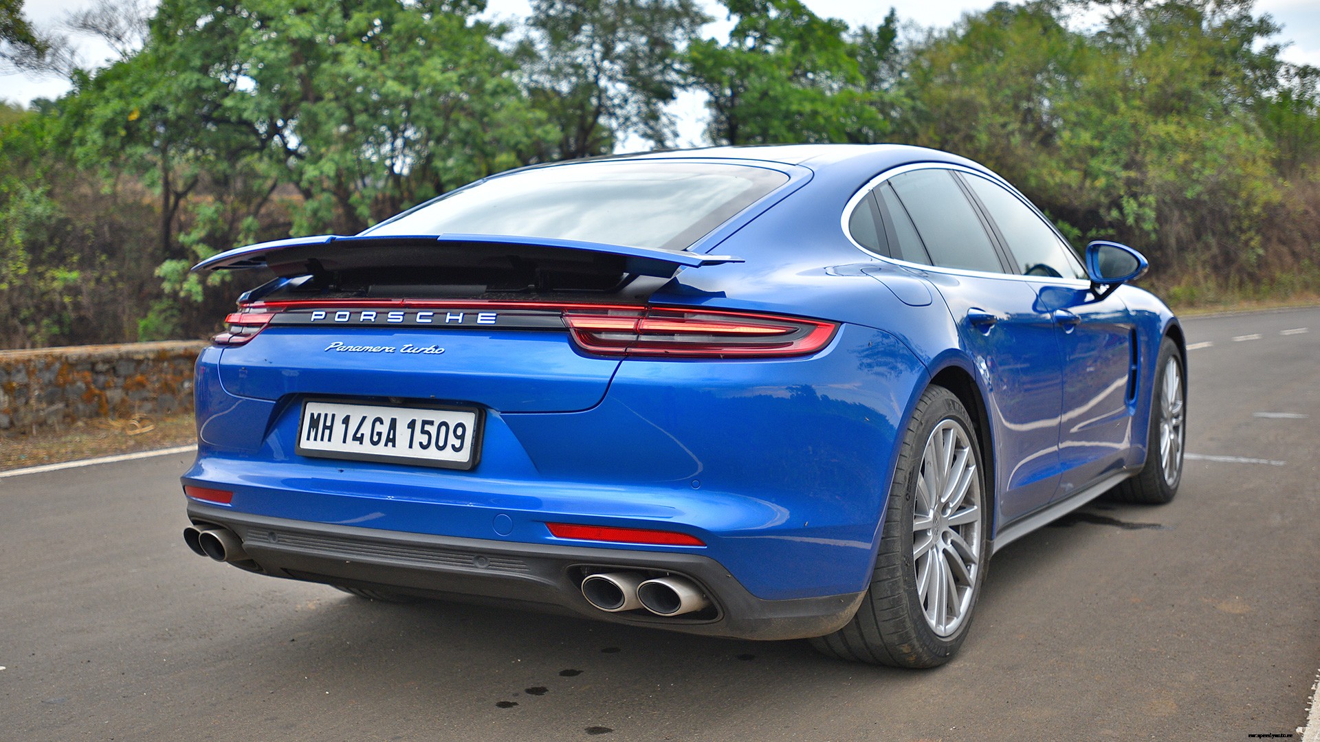 Porsche Panamera 2017 Turbo S Exterior