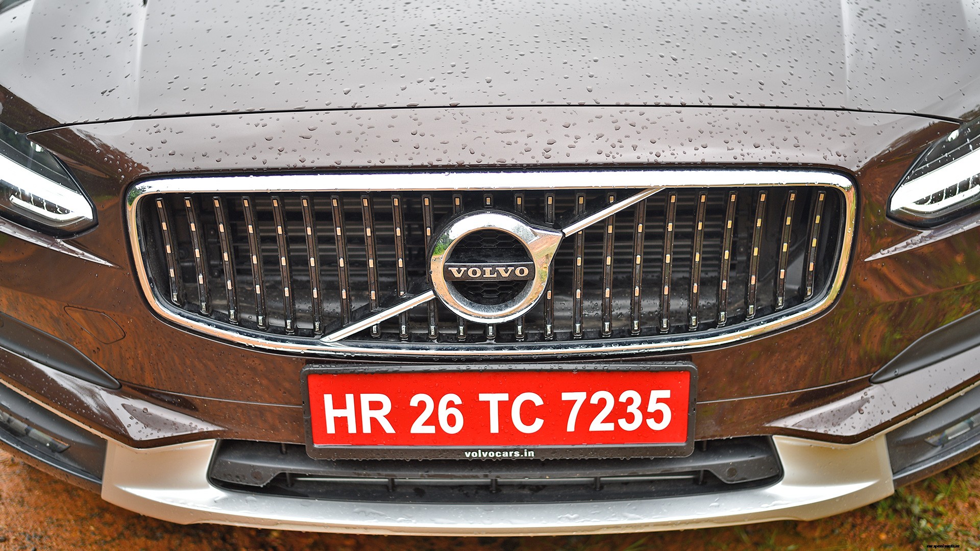 Volvo V90 Cross Country 2017 Diesel Std Exterior