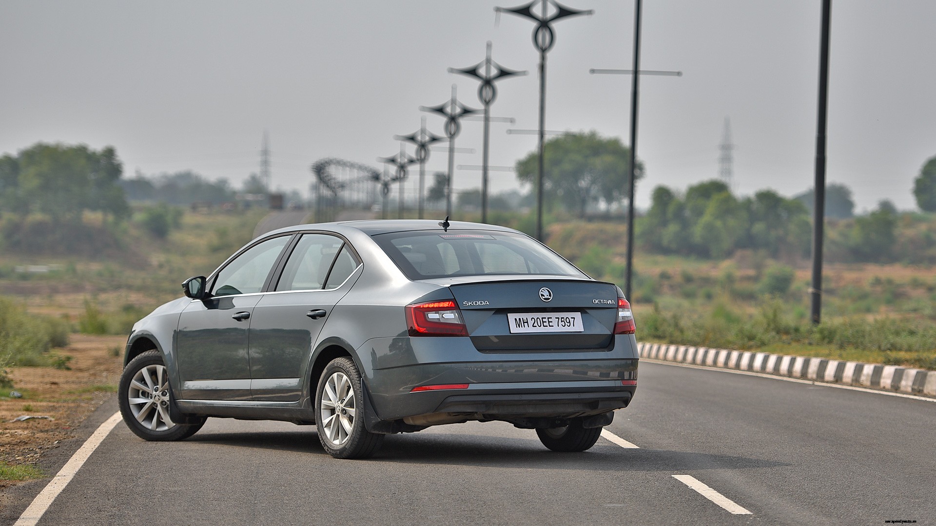 Skoda Octavia 2017 2.0 TDI CR (AT) Style Plus Exterior