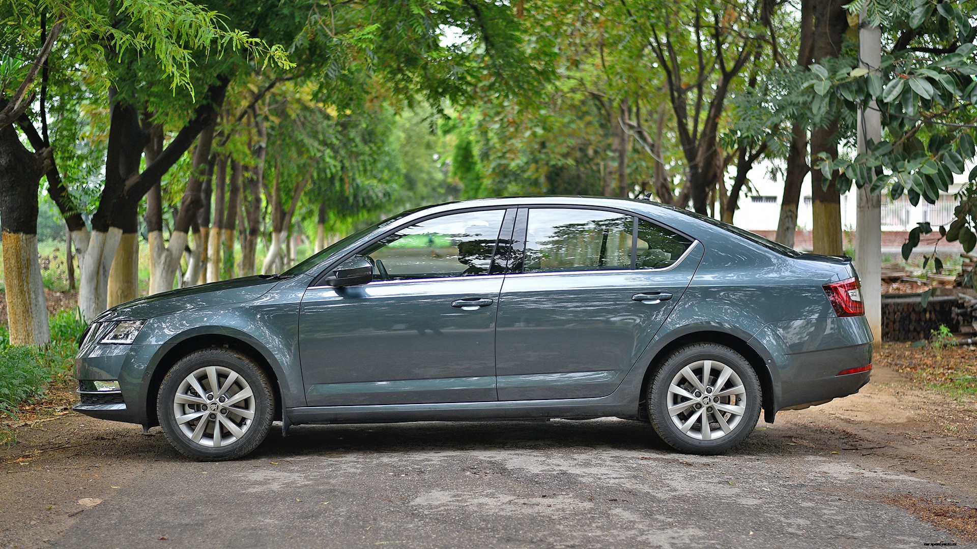 Skoda Octavia 2017 2.0 TDI CR (AT) Style Plus Exterior