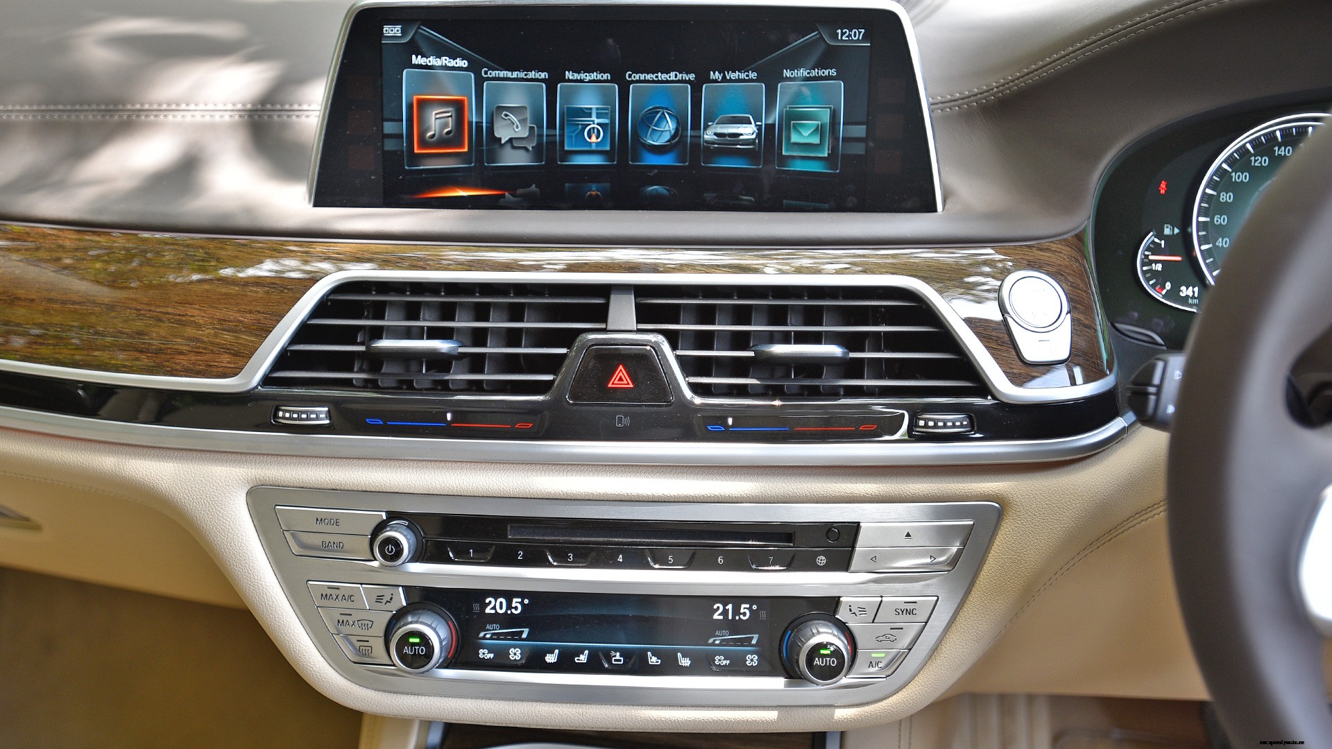 BMW 7 series 2017 740Li DPE Signature Interior