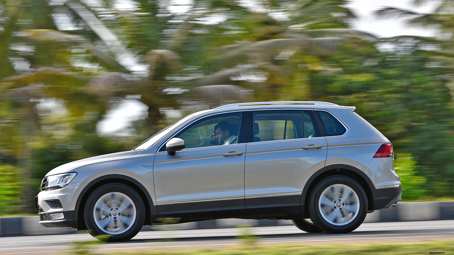 Volkswagen Tiguan 2017 Highline Diesel Exterior