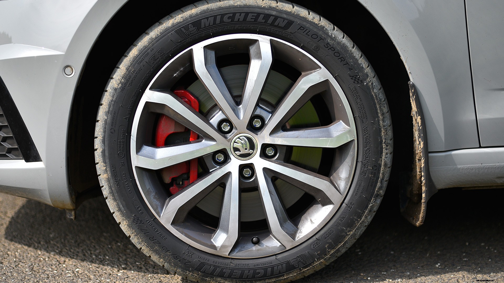 Skoda Octavia 2017 vRS 230 Exterior