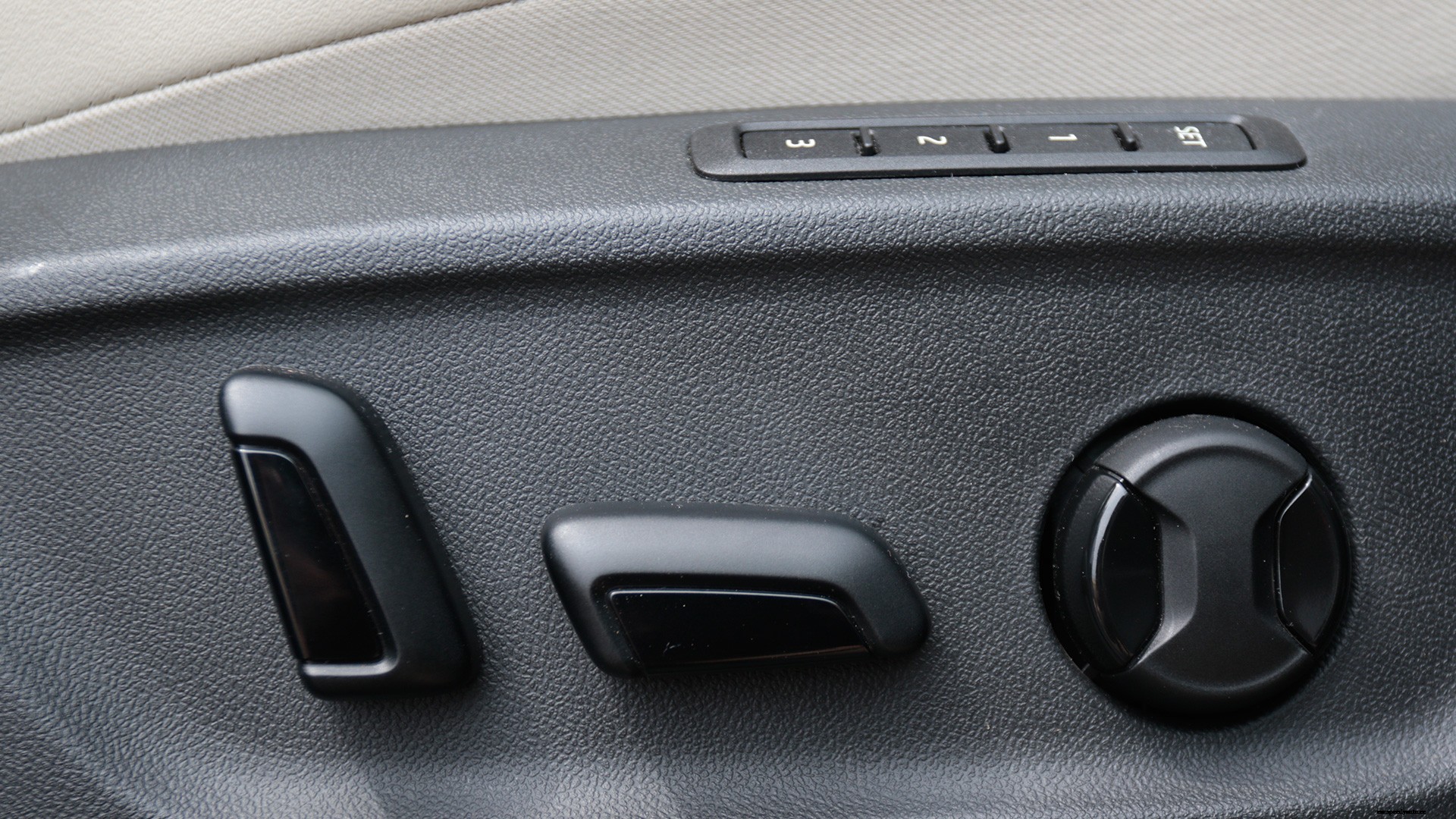 Skoda Kodiaq 2017 Diesel Std Interior