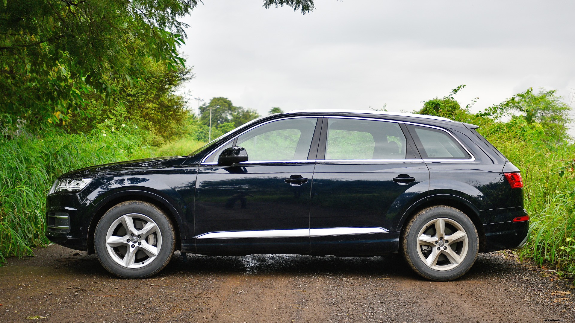 Audi Q7 2017 40 TFSI Premium Plus Exterior