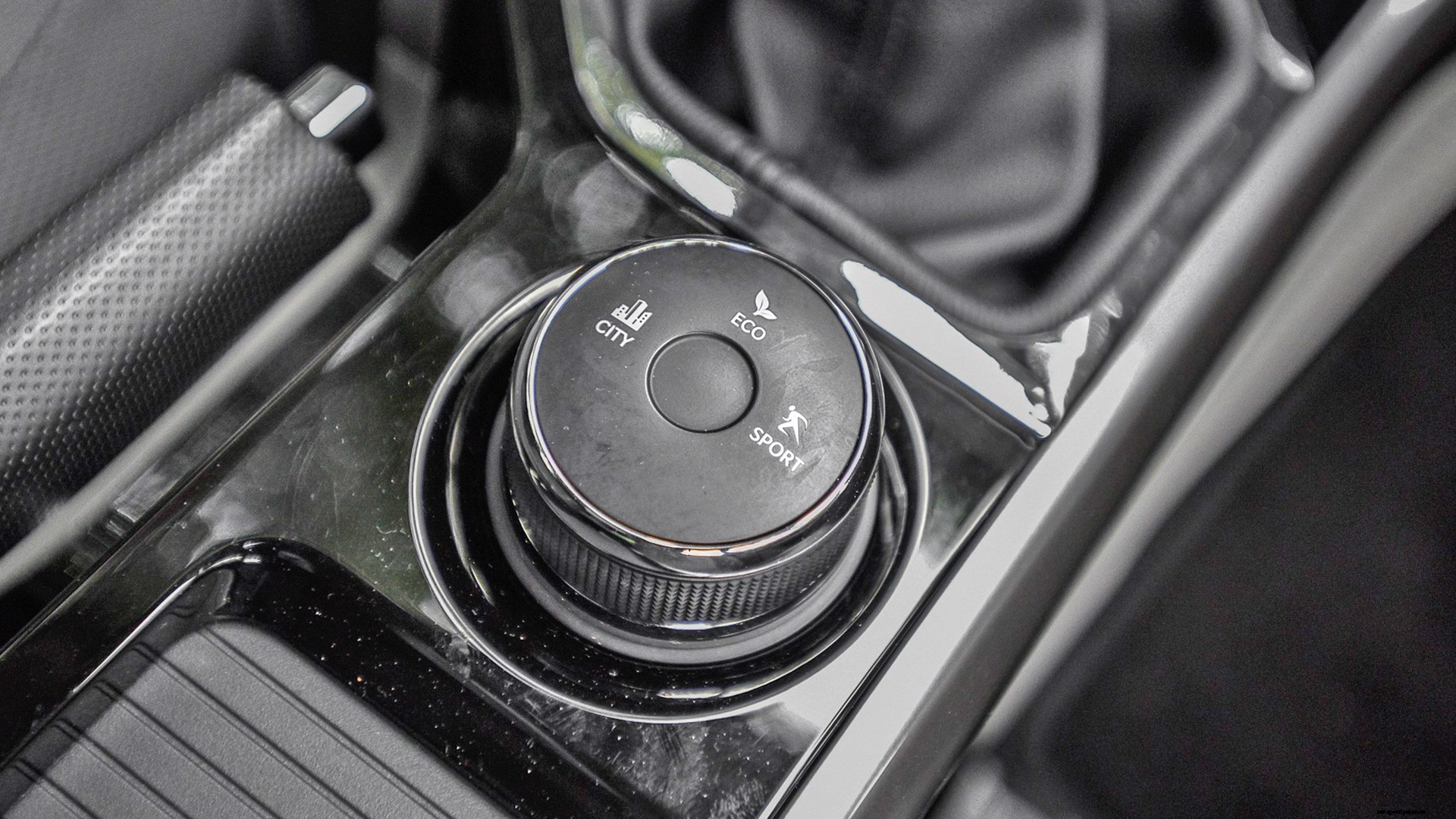 Tata Nexon 2017 Diesel Std Interior