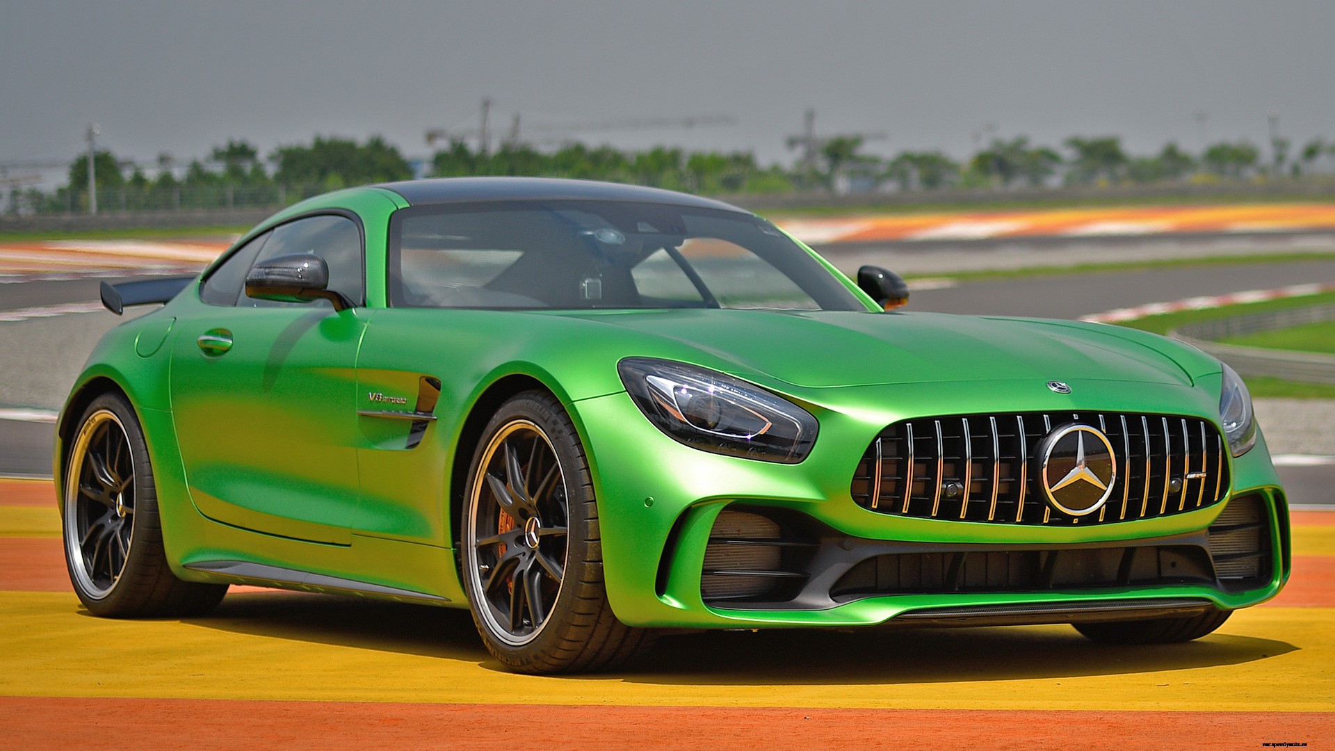 Mercedes Benz AMG GT 2017 R Exterior