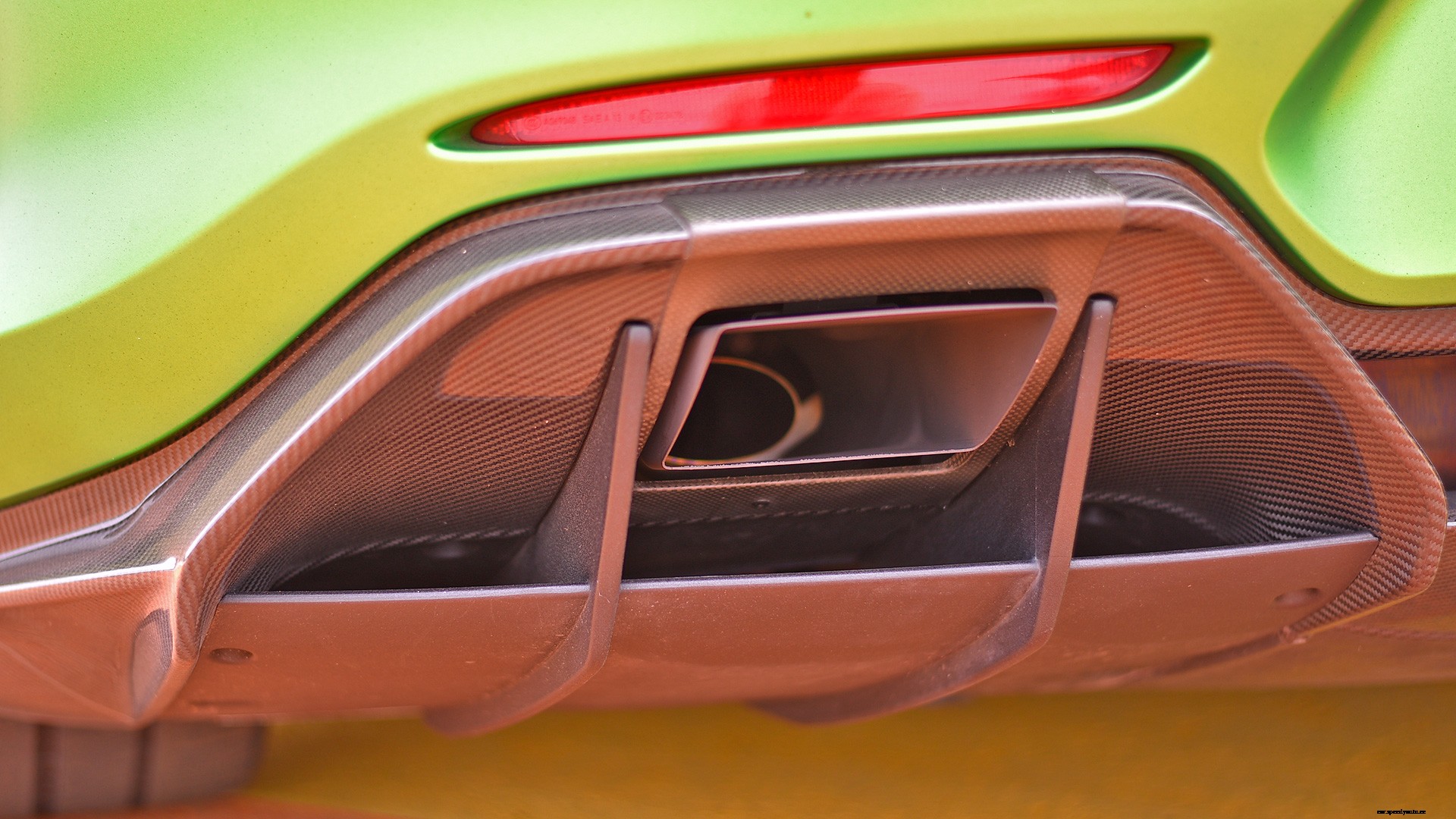 Mercedes Benz AMG GT 2017 R Exterior