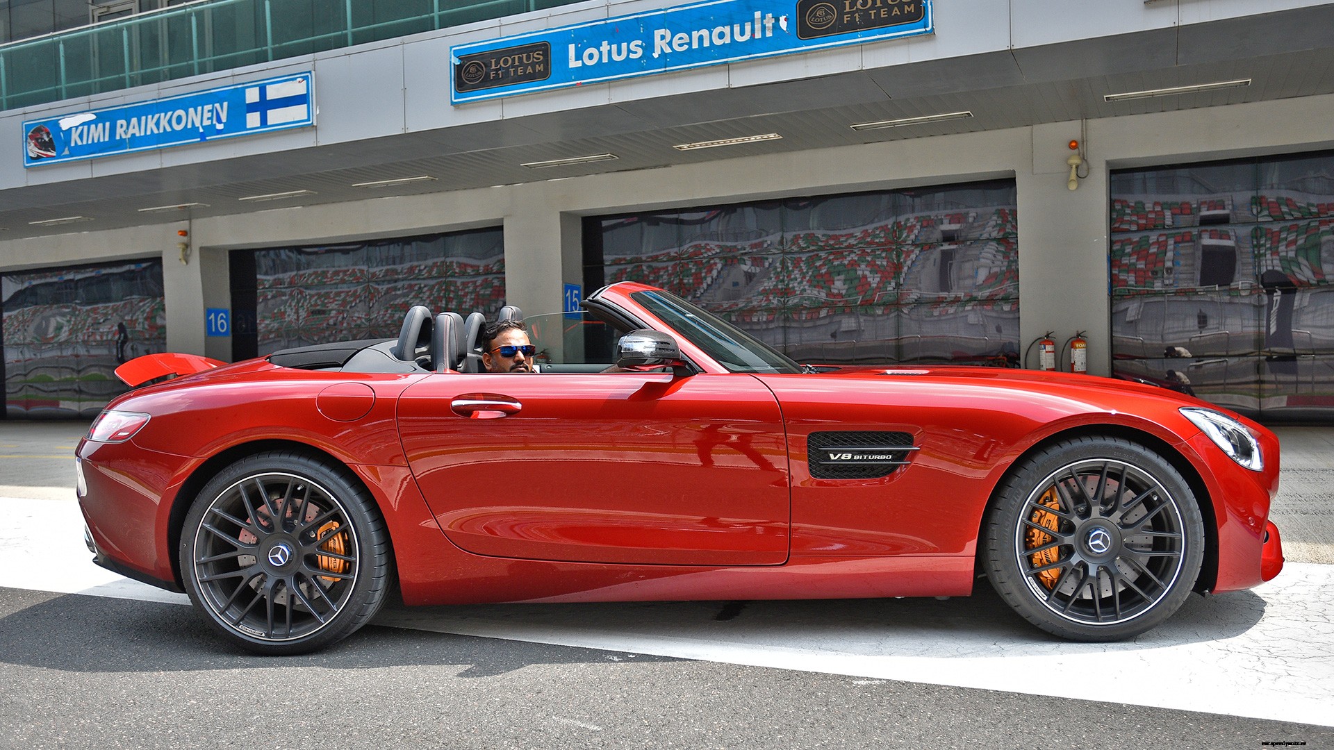 Mercedes Benz AMG GT 2017 Roadster Exterior