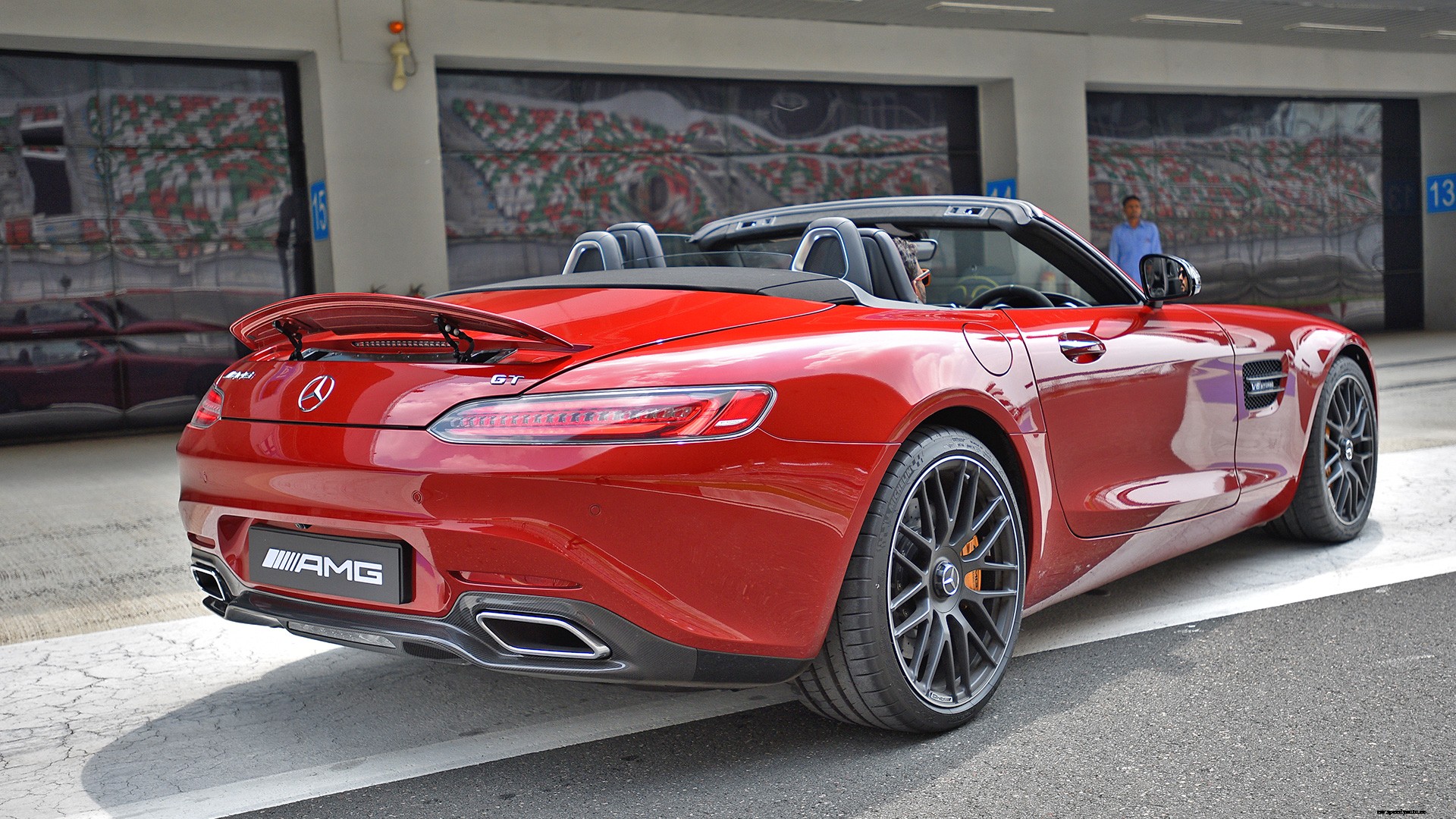 Mercedes Benz AMG GT 2017 Roadster Exterior