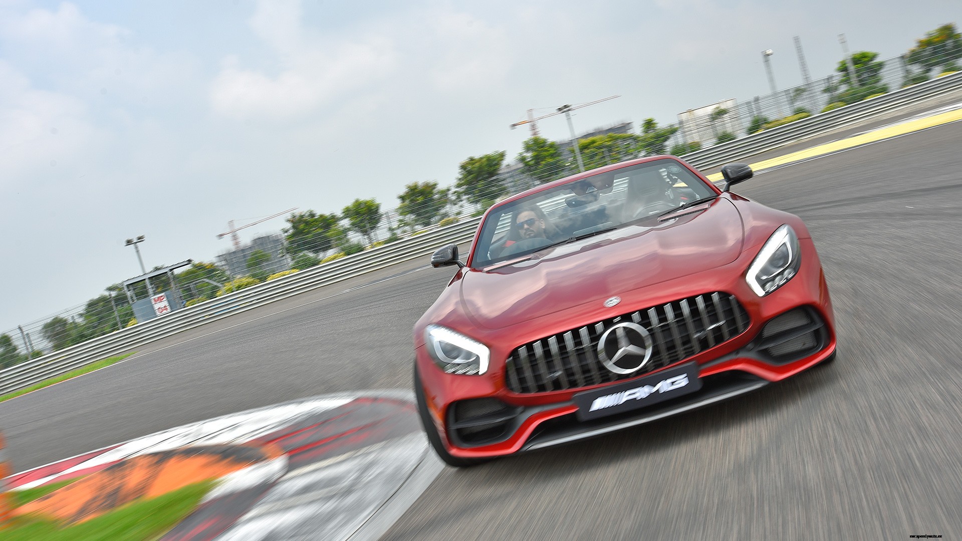 Mercedes Benz AMG GT 2017 Roadster Exterior