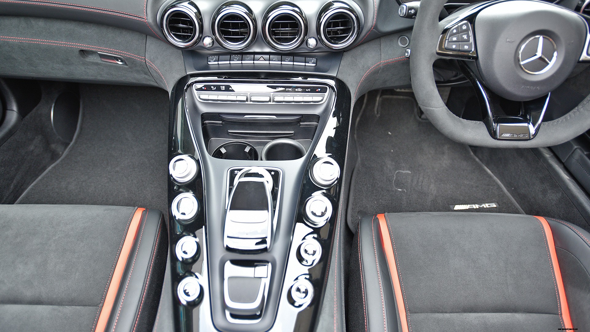 Mercedes Benz AMG GT 2017 Roadster Interior