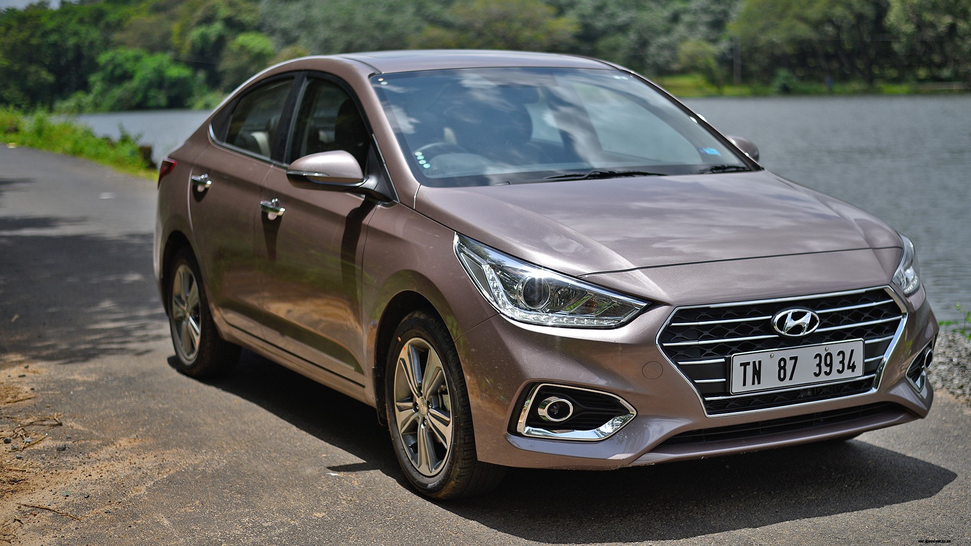 Hyundai Verna 2017 E Petrol Exterior