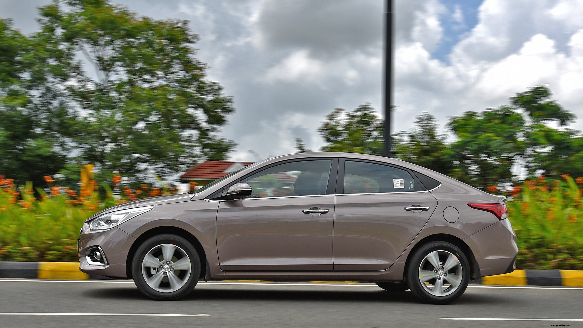 Hyundai Verna 2017 E Petrol Exterior