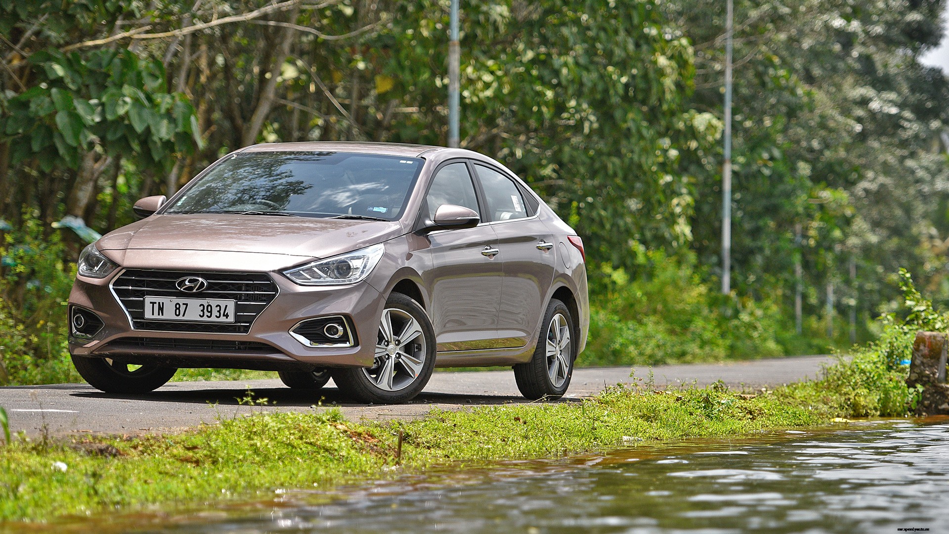 Hyundai Verna 2017 E Petrol Exterior