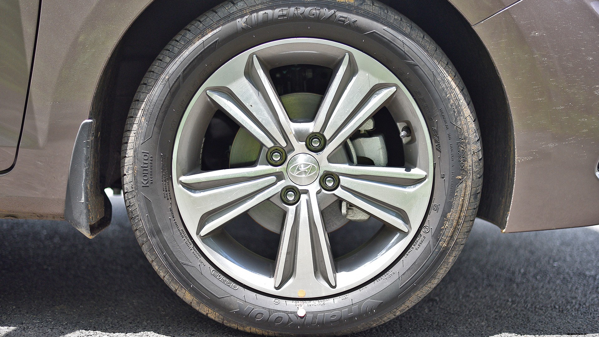 Hyundai Verna 2017 E Petrol Exterior