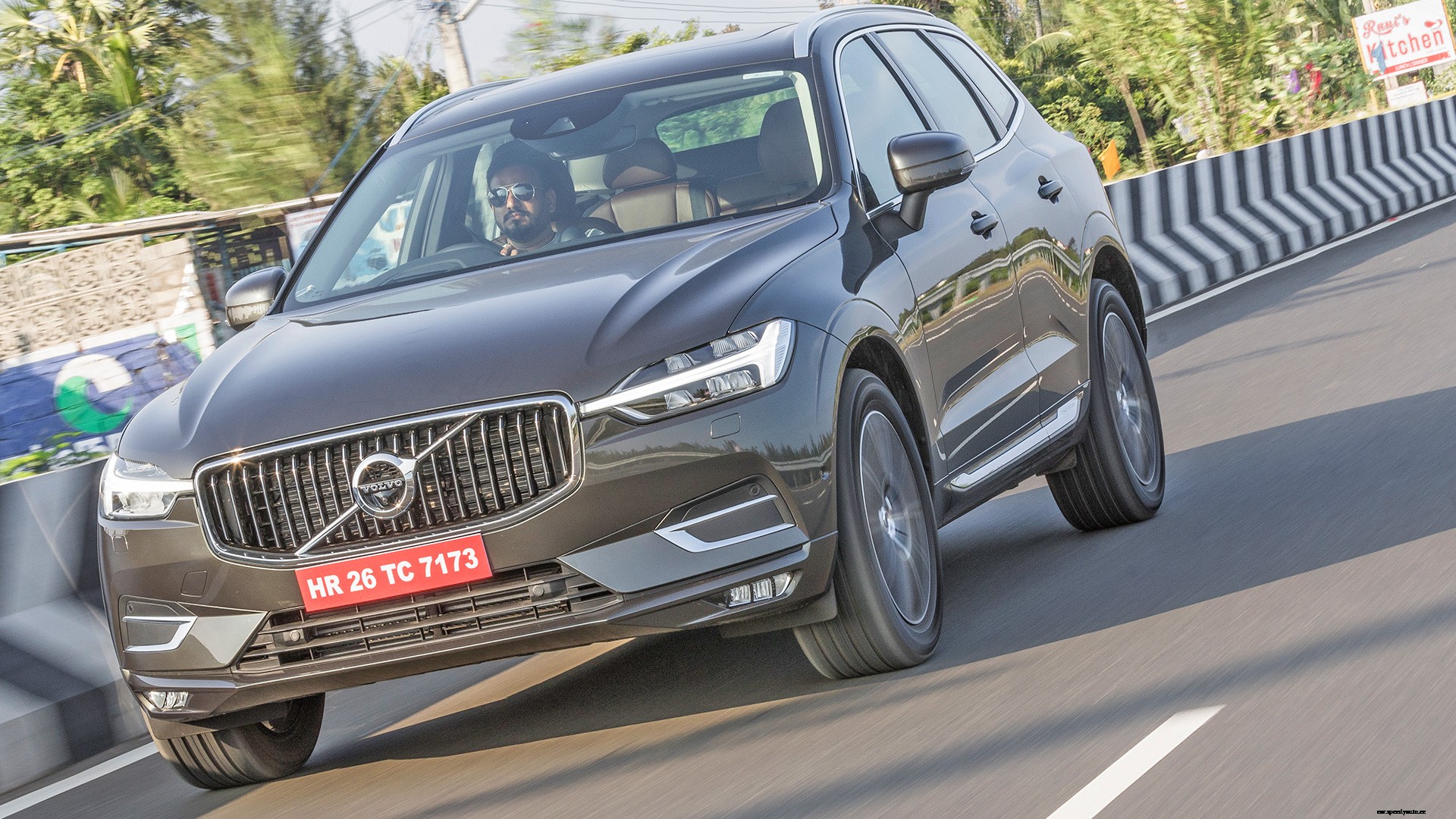 Volvo XC60 2018 Inscription D5 Exterior