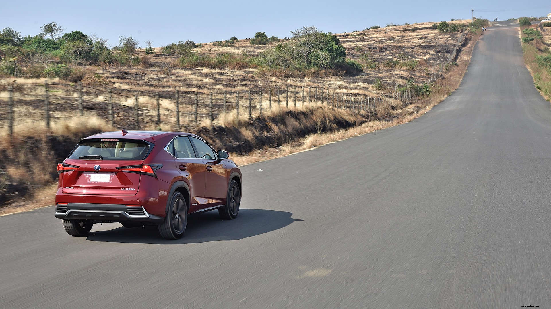 Lexus NX300h 2018 STD Exterior