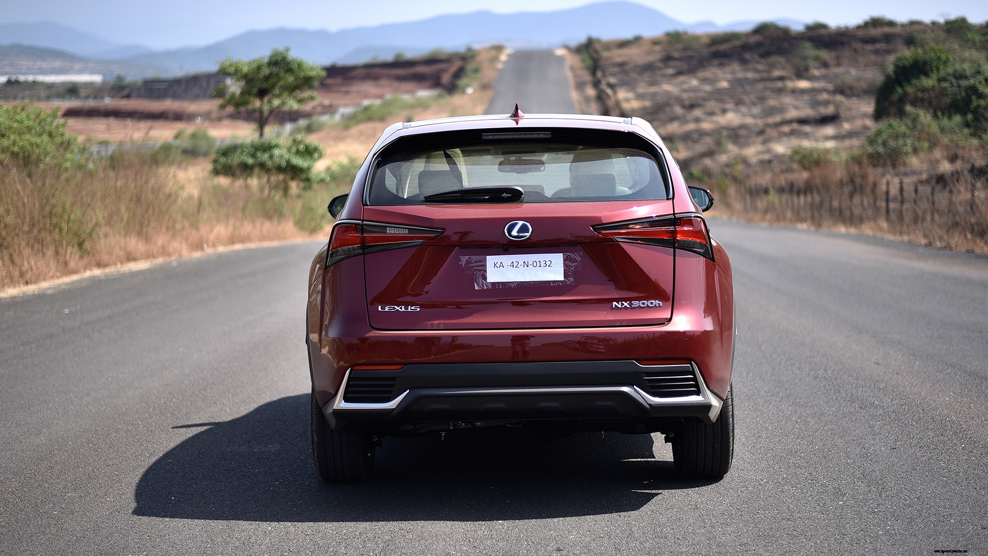 Lexus NX300h 2018 STD Exterior