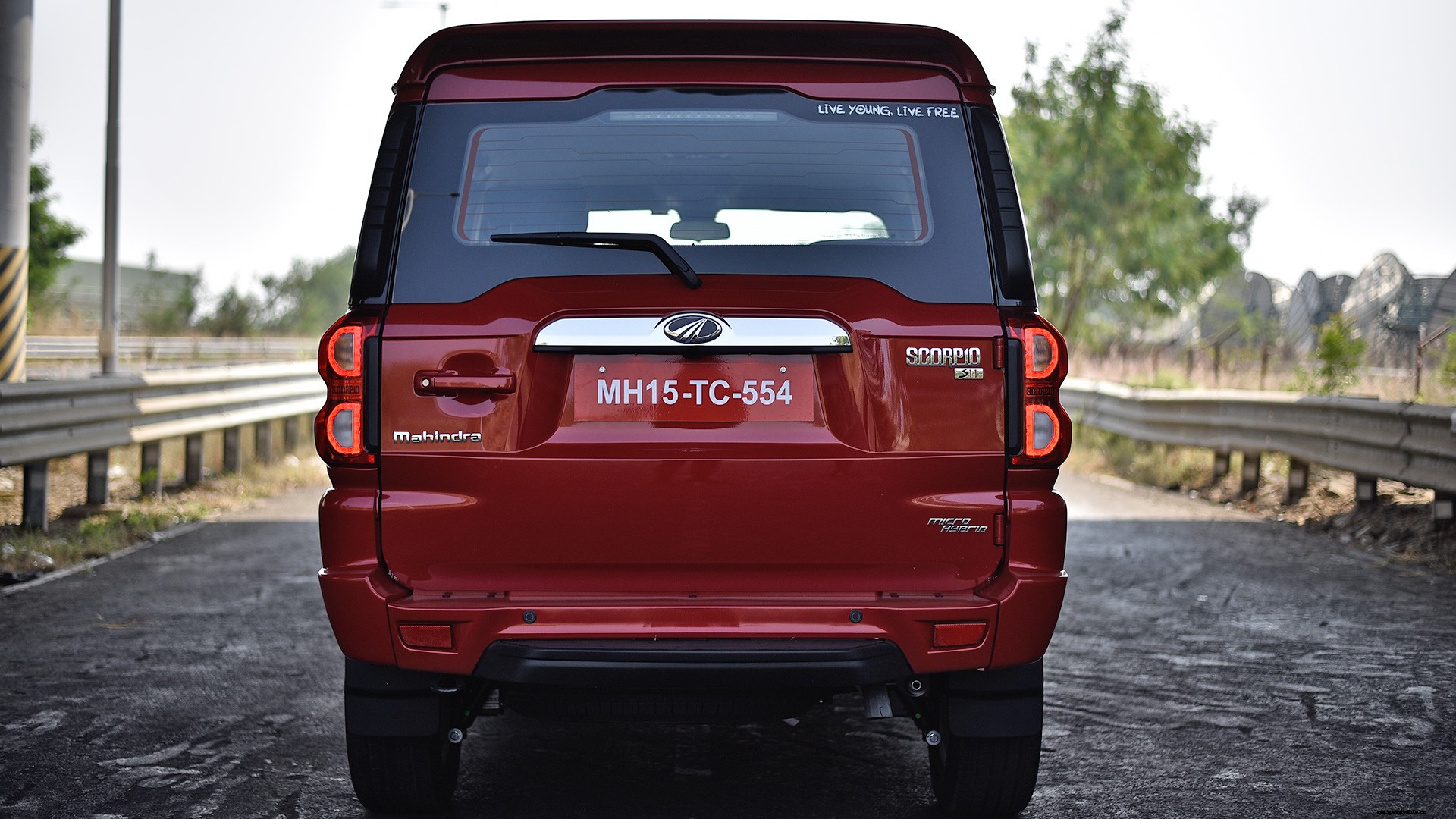 Mahindra Scorpio 2018 S5 Exterior