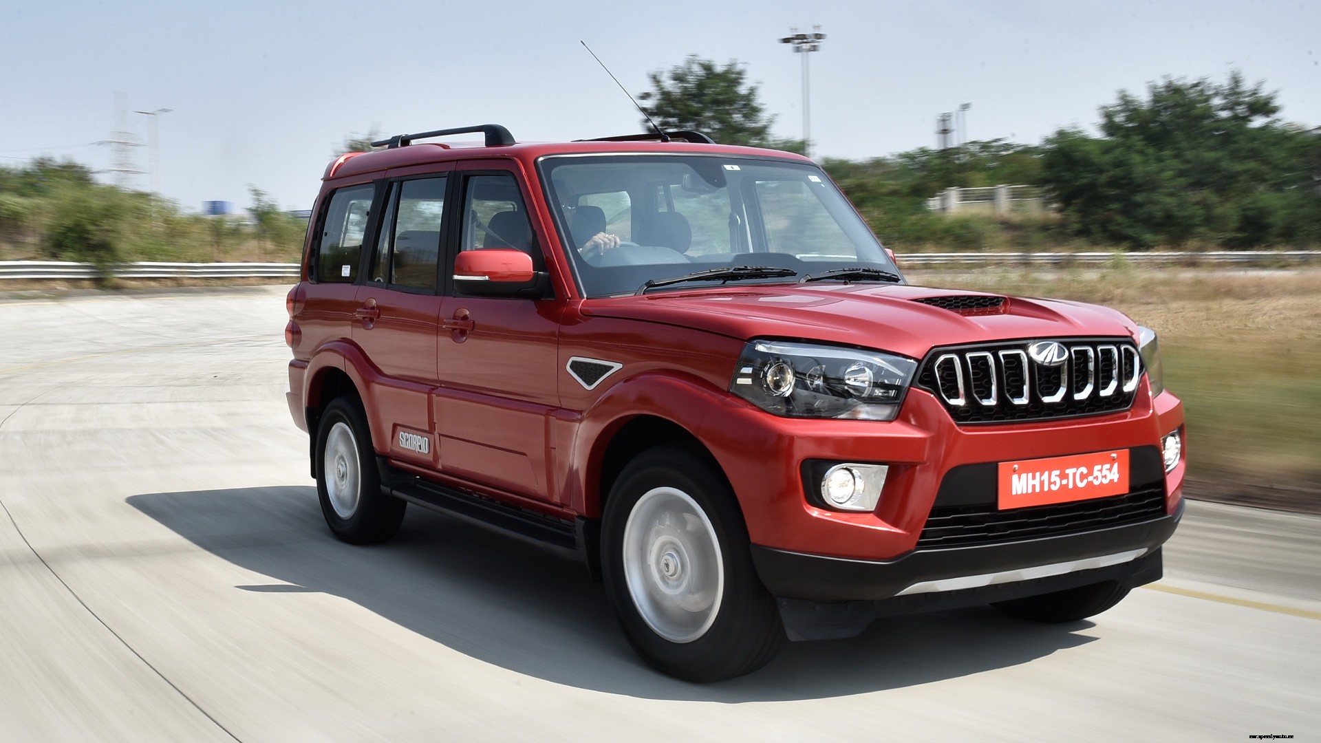 Mahindra Scorpio 2018 S5 Exterior