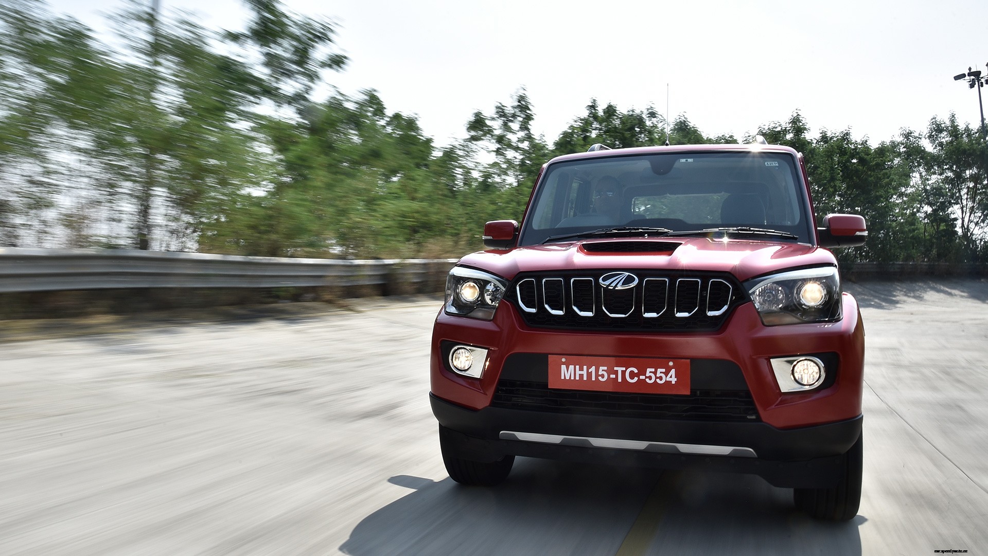 Mahindra Scorpio 2018 S5 Exterior